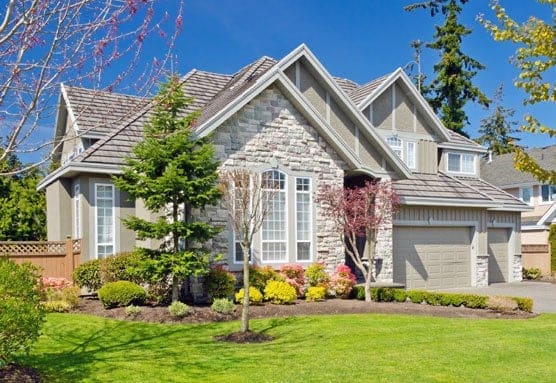 Waterfront homes in Bayview near Glenmore Reservoir