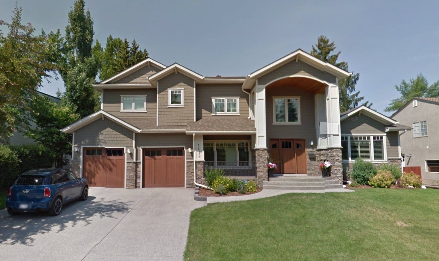 Large estate home in Bel-Aire near the Calgary Golf and Country Club